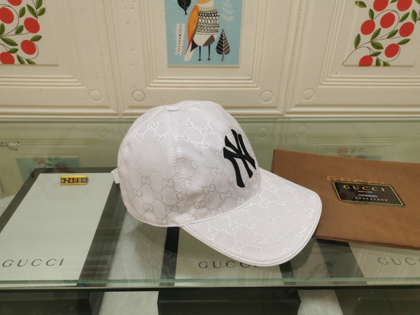 ブランド帽子背面デザイン